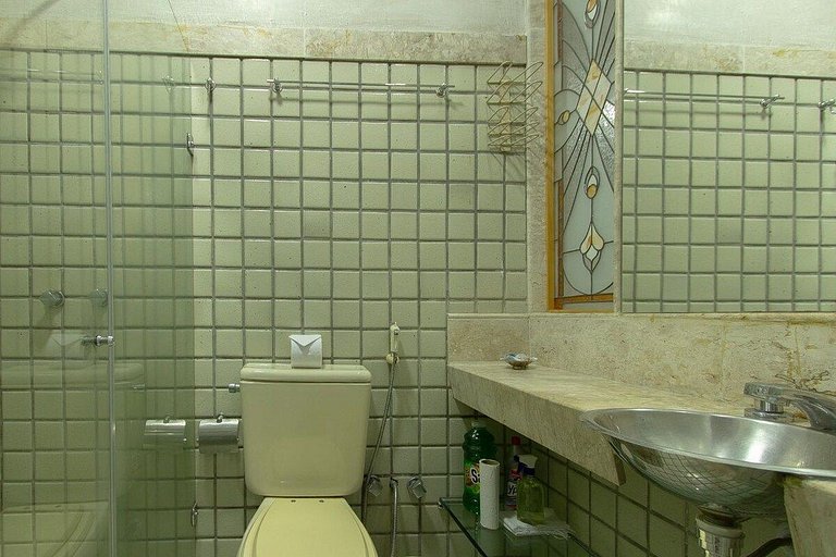 Flat Praia de Copacabana - Pé na areia 605