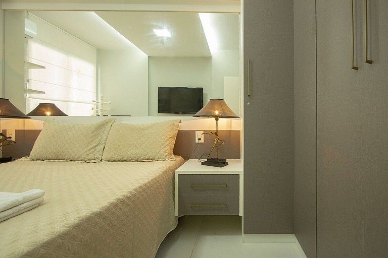 Flat Praia de Copacabana - Varanda Vista Mar Garagem - Pé na