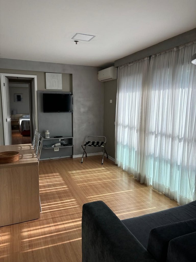 Flat Praia de Copacabana Ipanema - Piscina & Garagem - Pé na