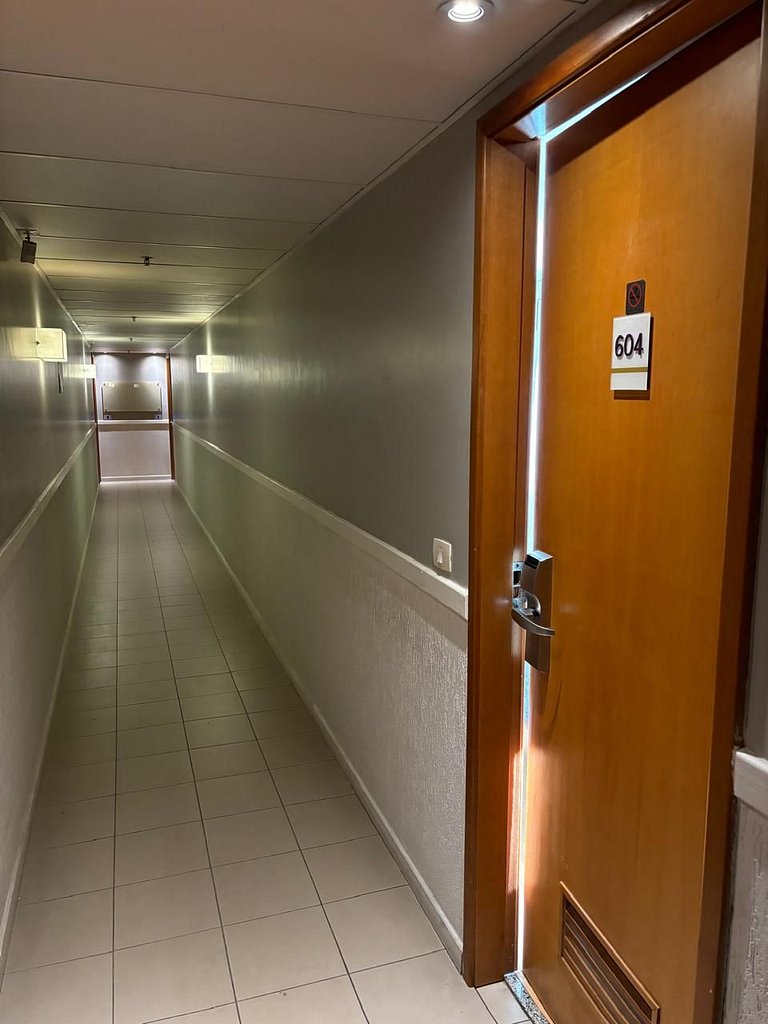 Flat Praia de Copacabana Ipanema - Piscina & Garagem - Pé na