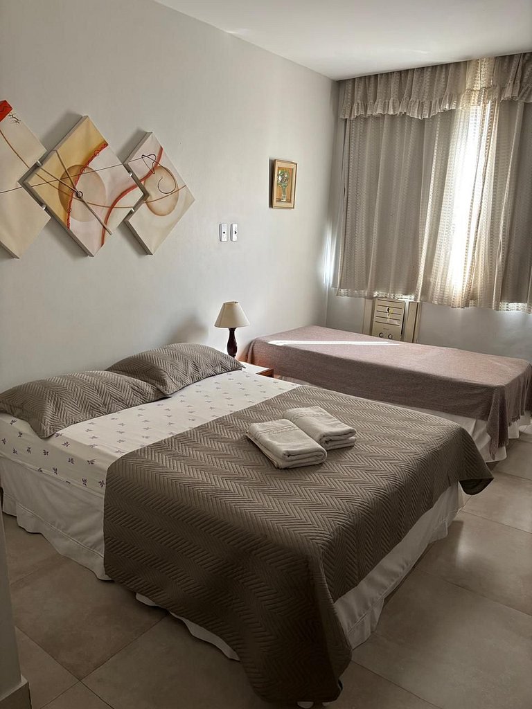 Flat Praia de Copacabana - Pé na areia 605