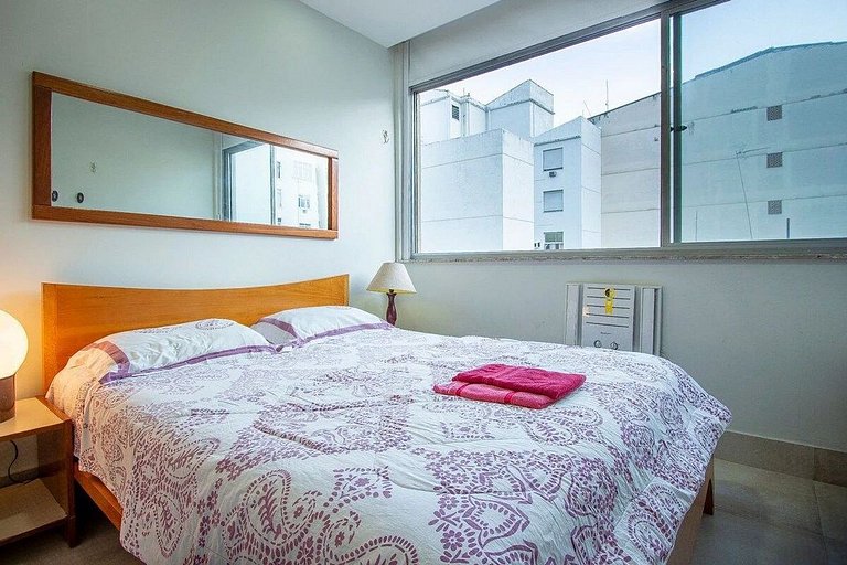 Flat Praia de Copacabana - Pé na areia 605